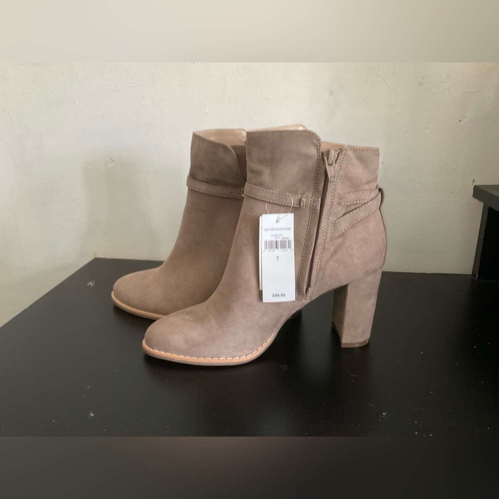 Banana Republic High Heel Boots